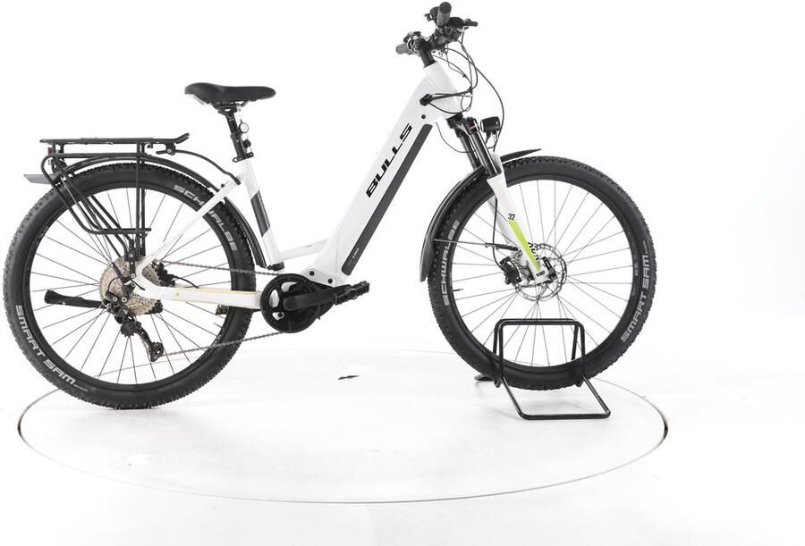Bull's Bulls Copperhead EVO 2 Street Elektrische trekkingfiets Bosch Accu 750Wh 27 5