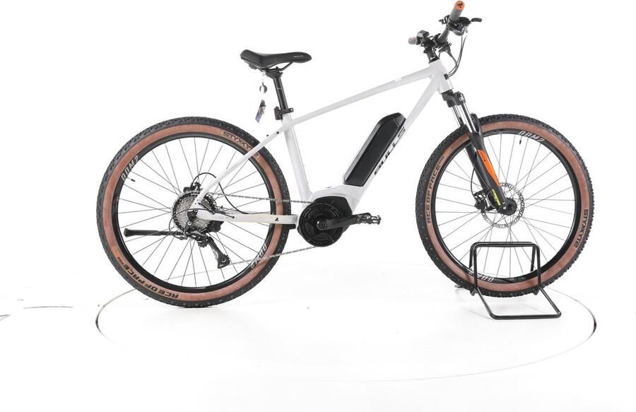 Bull's Bulls LT Performance Elektrische hardtail mountainbike Bosch Accu 545Wh 27 5 wit
