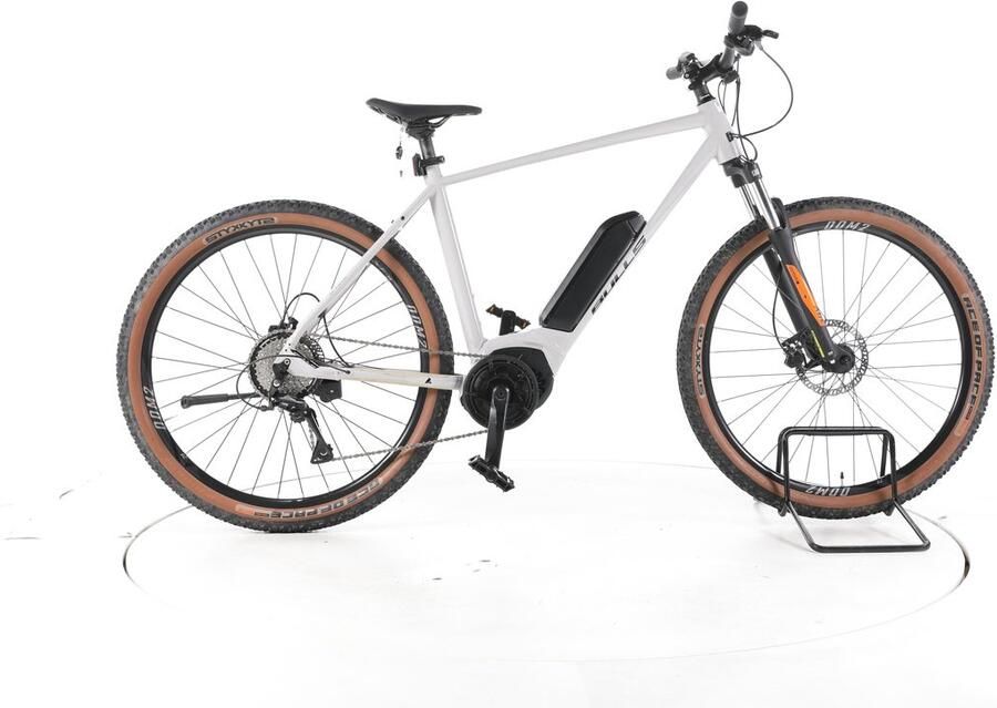 Bull's Bulls LT Performance Elektrische hardtail mountainbike Bosch Accu 545Wh 29 2023
