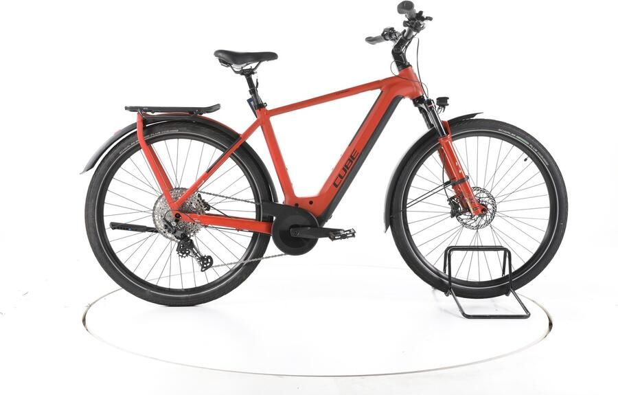 Cube Kathmandu Hybrid Elektrische trekkingfiets Bosch Accu 750Wh 28 2023 rood