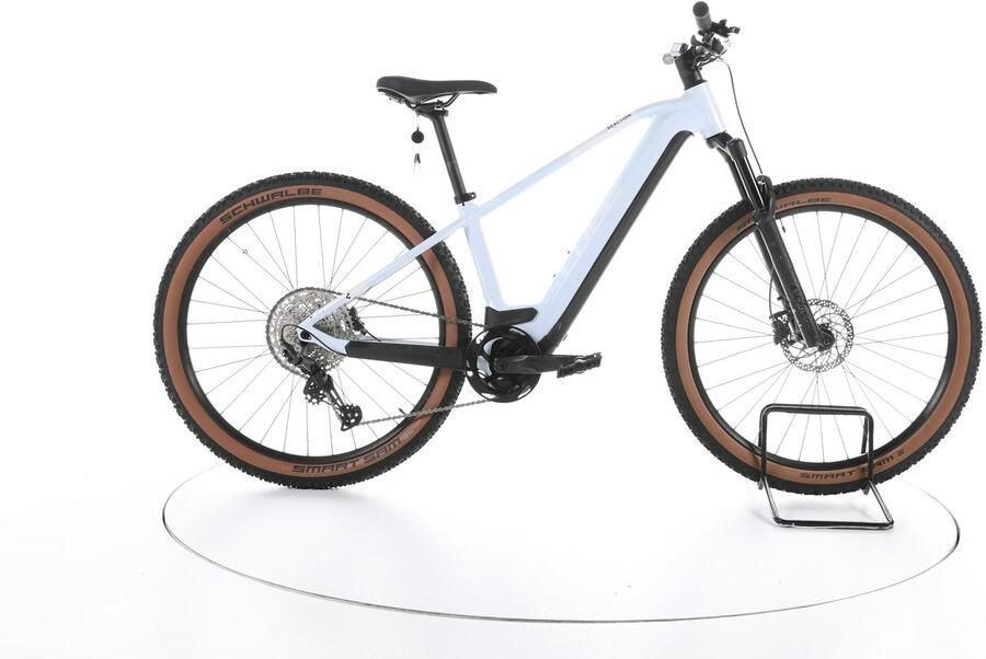 Cube Reaction Hybrid Pro 750 Elektrische hardtail mountainbike Bosch Accu 750Wh