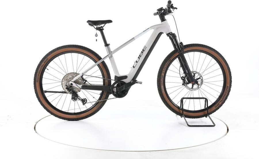 Cube Reaction Hybrid SLT 750 Elektrische hardtail mountainbike Bosch Accu 750Wh