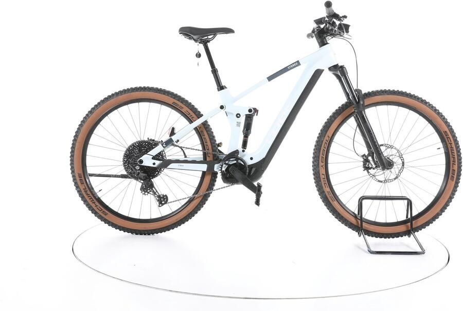 Cube Stereo Hybrid 120 Pro Elektrische full-suspension mountainbike Bosch 29 wit