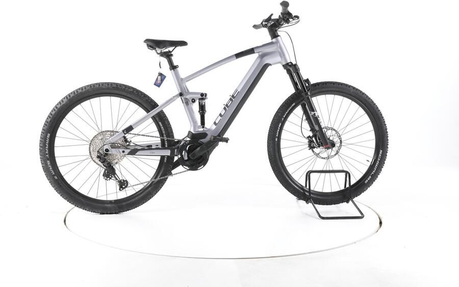 Cube Stereo Hybrid 120 Race Elektrische full-suspension mountainbike Bosch 29
