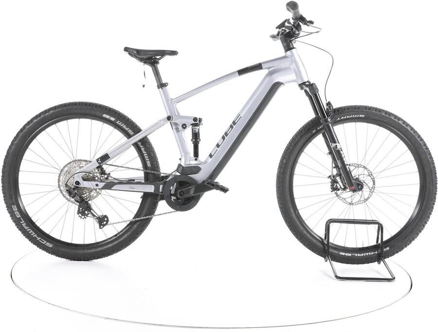 Cube Stereo Hybrid 120 Race Elektrische full-suspension mountainbike Bosch 29
