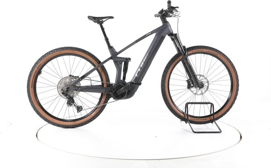 Cube Stereo Hybrid 140 HPC Race 750 Elektrische full-suspension mountainbike Accu
