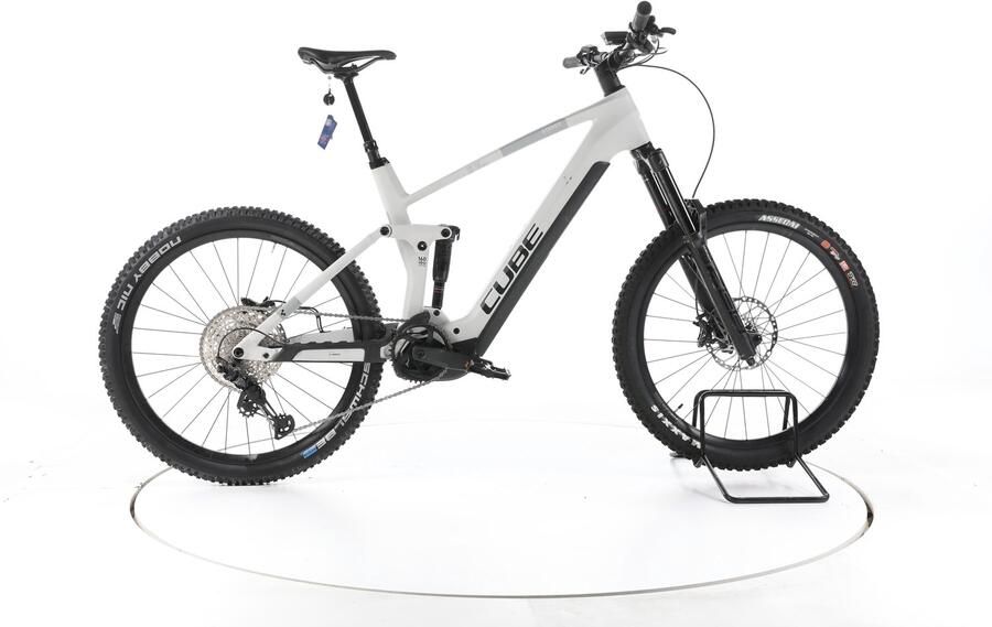 Cube Stereo Hybrid 160 HPC SLX Elektrische full-suspension mountainbike Bosch wit