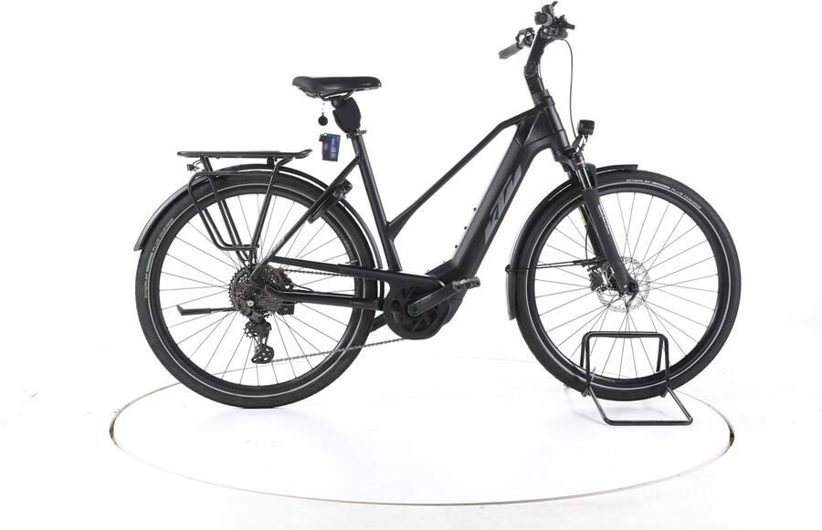 KTM Cento 10 Elektrische trekkingfiets Bosch Accu 625Wh 28 2023 zwart Pro