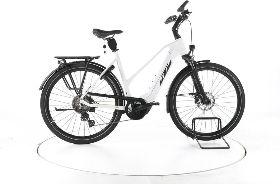 KTM CENTO 10 PLUS Elektrische trekkingfiets Bosch Accu 750Wh 28 2023 wit Pro