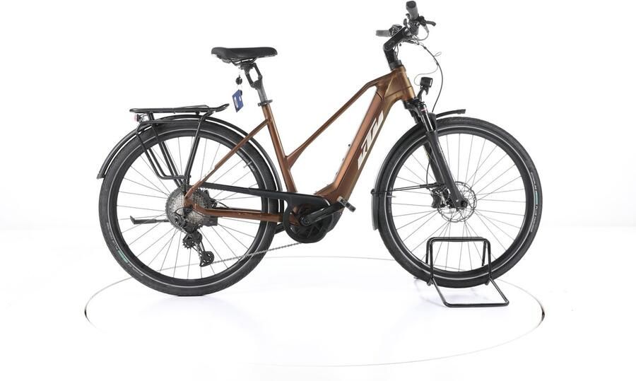 KTM Macina Style 720 Elektrische trekkingfiets Bosch Accu 750Wh 28 2023 bruin