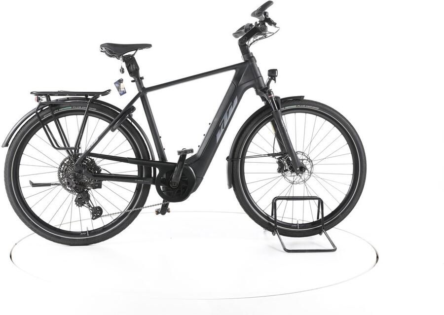 KTM Macina Style 720 Elektrische trekkingfiets Bosch Accu 750Wh 28 2023 zwart