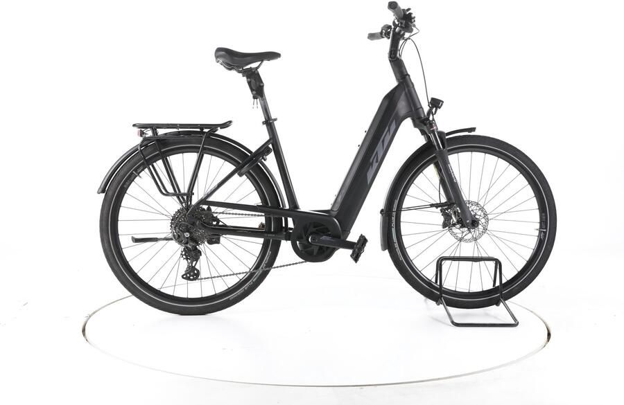 KTM Macina Style 730 Elektrische trekkingfiets Bosch Accu 750Wh 28 2023 zwart