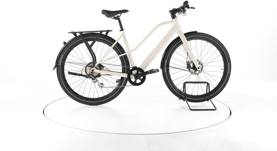 ORBEA Vibe H30 EQ Elektrische trekkingfiets Accu 250Wh 28 2024 wit Pro
