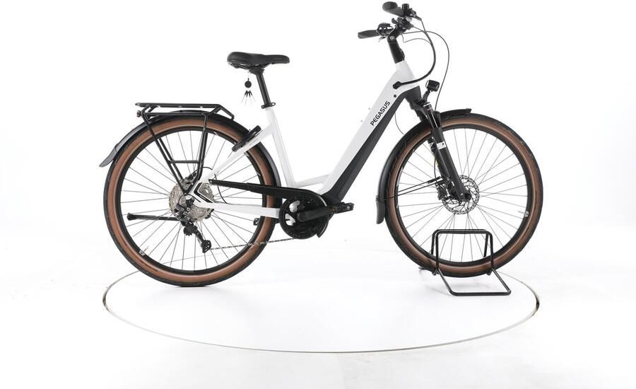 Pegasus Premio EVO 10 Lite Elektrische trekkingfiets Bosch Accu 625Wh 28 2024