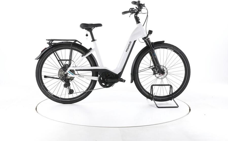 Pegasus Premio Evo 11 Elektrische trekkingfiets Bosch Accu 750Wh 28 2023 wit